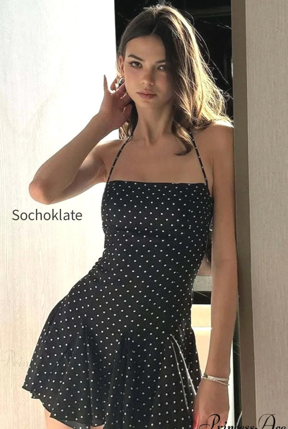 vintage-polka-dot-halterneck-bodycon-party-dress