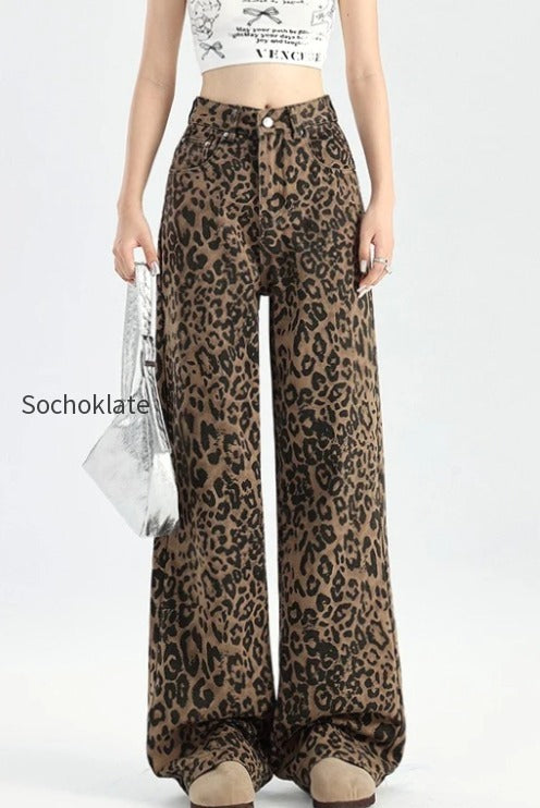 leopard-print-wide-leg-jeans
