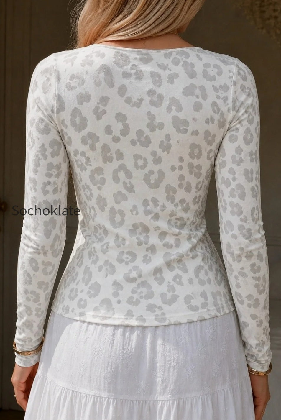 leopard-fitted-long-sleeve-tee