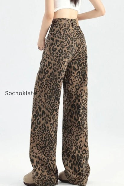 leopard-print-wide-leg-jeans