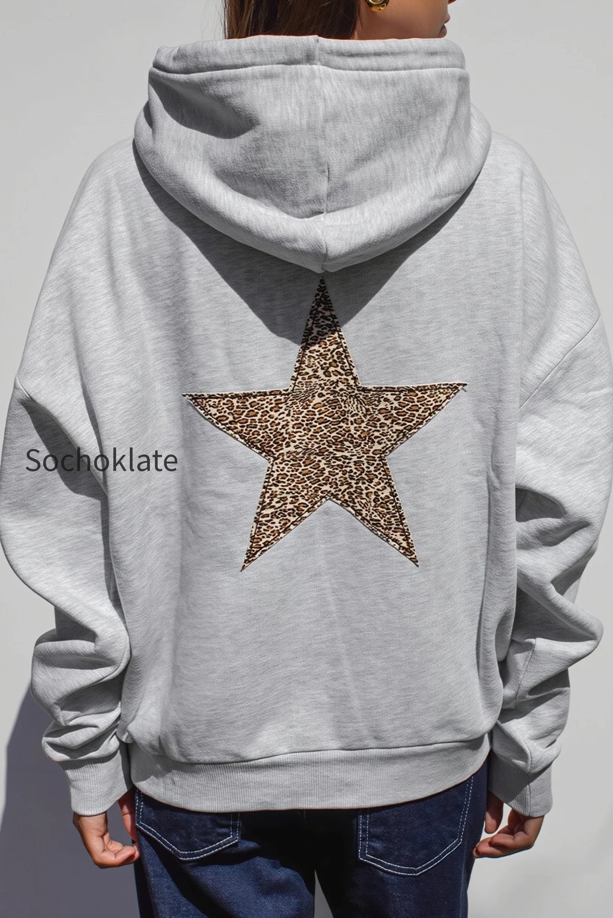 leopard-star-patch-pullover-hoodie