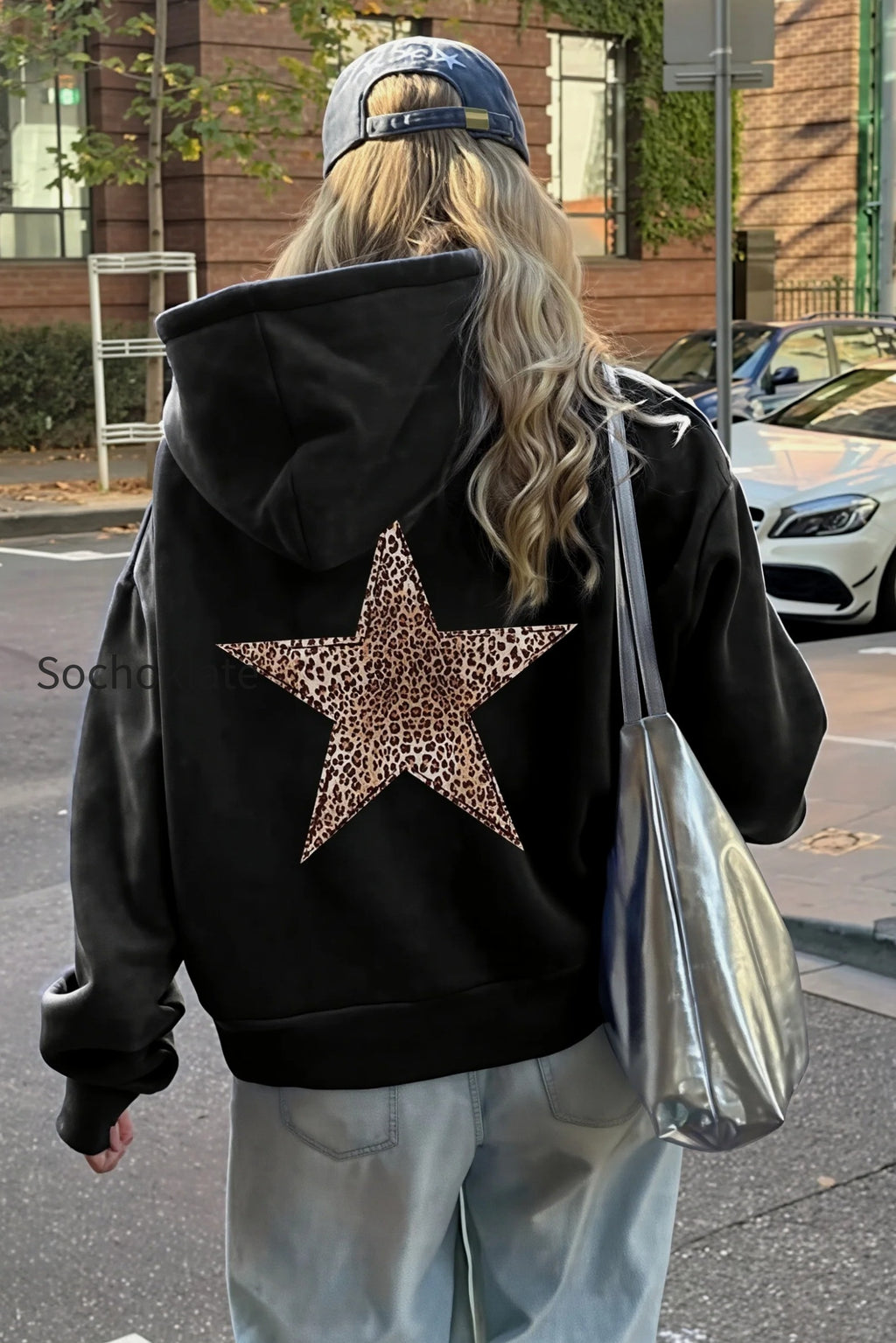 leopard-star-patch-pullover-hoodie