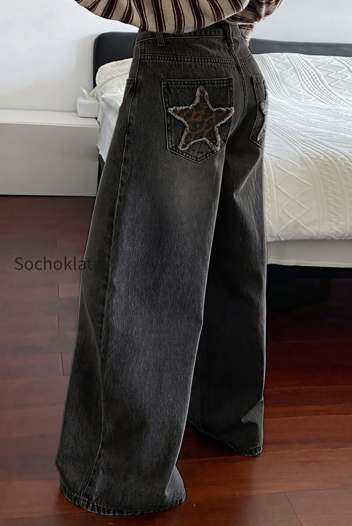 star-patch-wide-leg-jeans