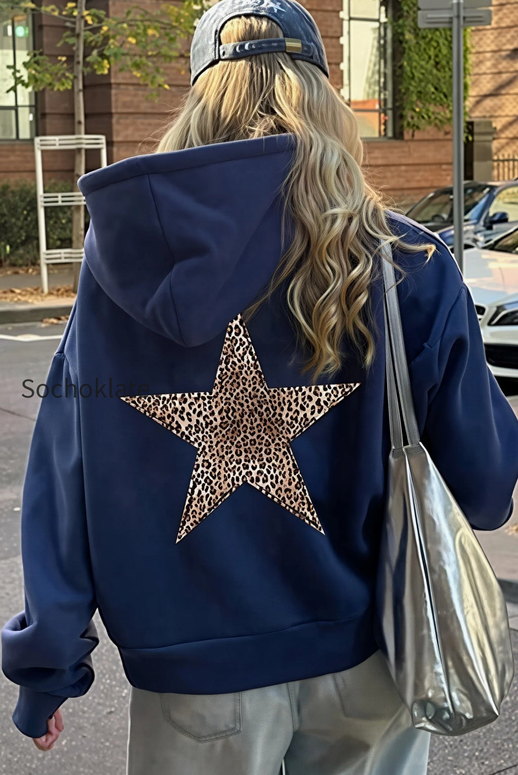 leopard-star-patch-pullover-hoodie